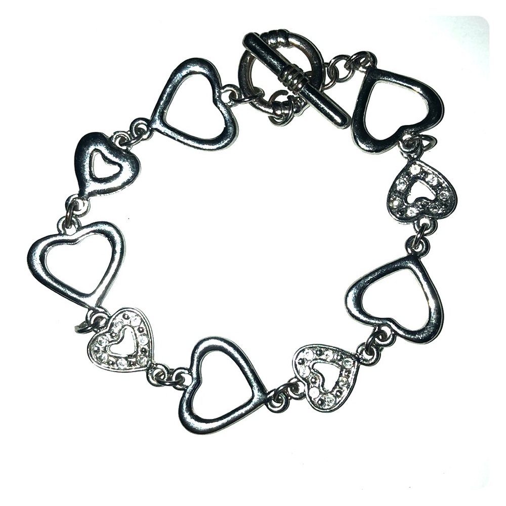 Heart charm bracelet